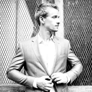 Meet your Posher, Aaron